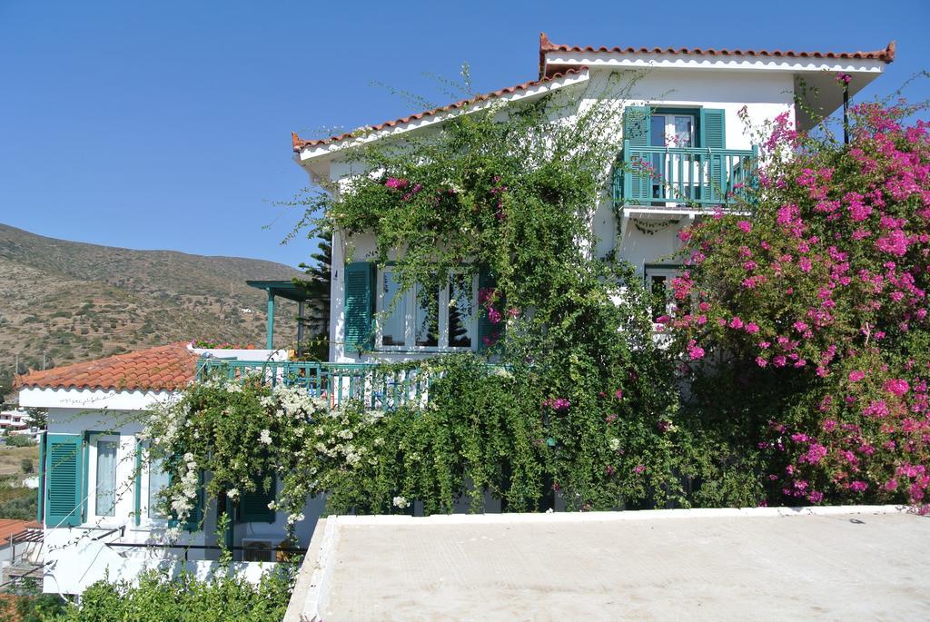 Aparthotel Meltemi à Batsi Extérieur photo